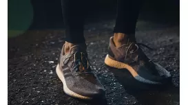Đánh giá giày Adidas Pure Boost: Đôi giày tạo nên thương hiệu ba sọc của Adidas